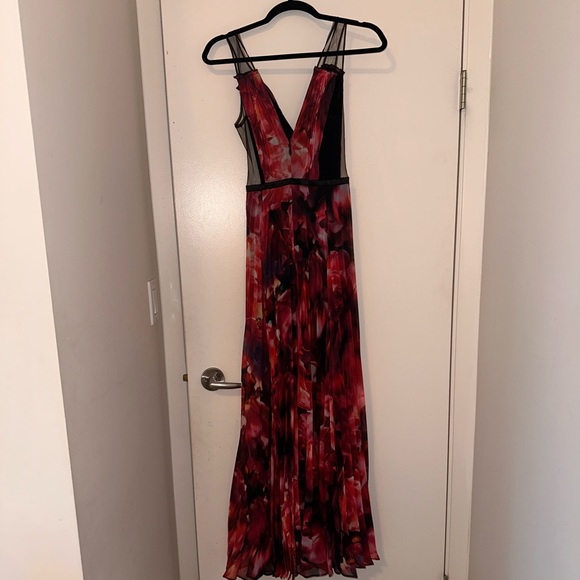 BEBE Maxi Dress - Worn once! SIZE 00 👗 - Picture 5 of 6